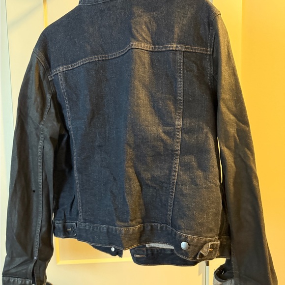 GAP Classic Blue Denim Jacket - Picture 2 of 3